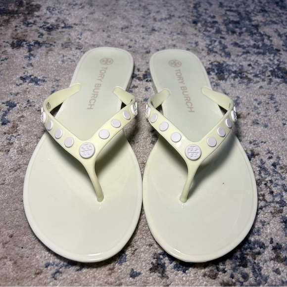 Tory Burch Light Green Studded Jelly Sandals Size 9 - Picture 2 of 8